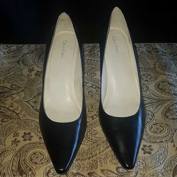 Brand new black dressy and classy shoes - Picture 2 of 6